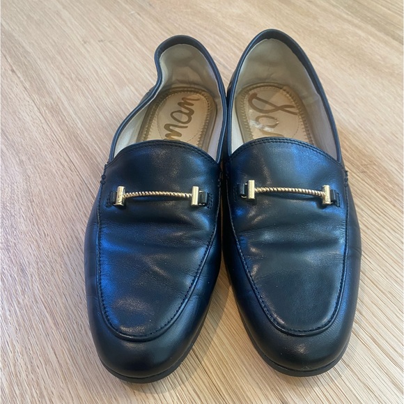 Sam Edelman Lior loafer with gold detail - Picture 2 of 8